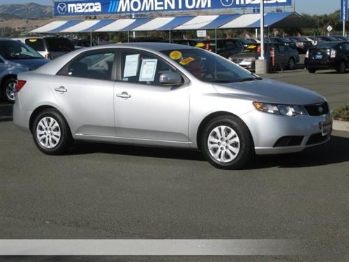 Kia Forte 2010 photo 3