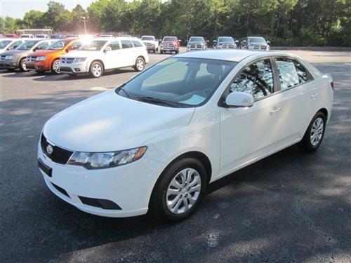 Kia Forte 2010 photo 1