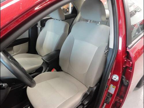 Kia Forte 2010 photo 1