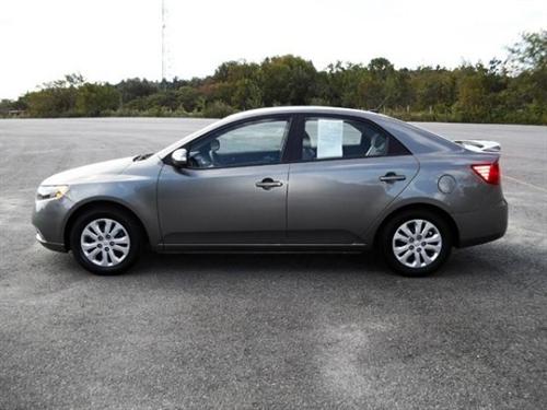 Kia Forte 2010 photo 3