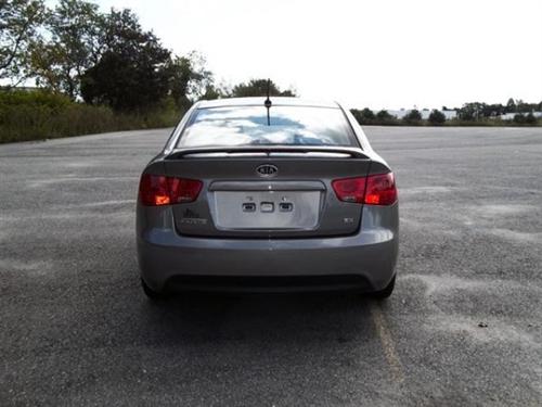 Kia Forte 2010 photo 5