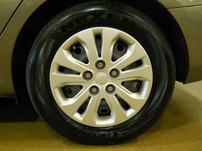 Kia Forte 2010 photo 3