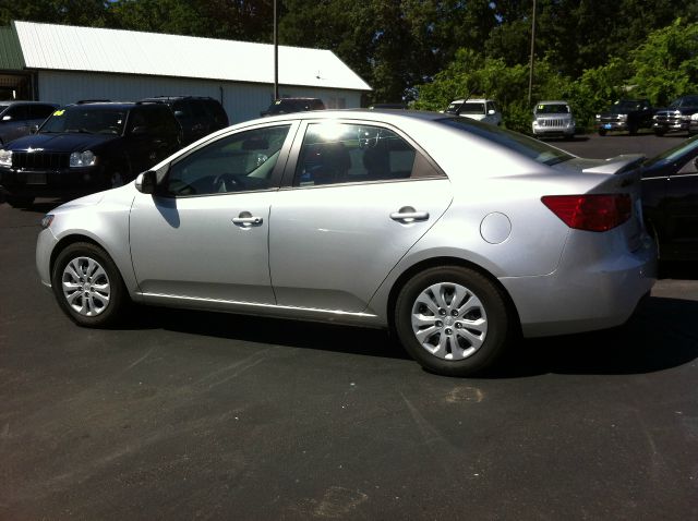 Kia Forte 2011 photo 4