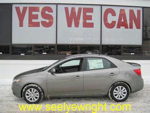 Kia Forte 2011 photo 3