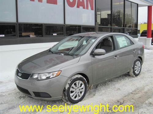 Kia Forte 2011 photo 2