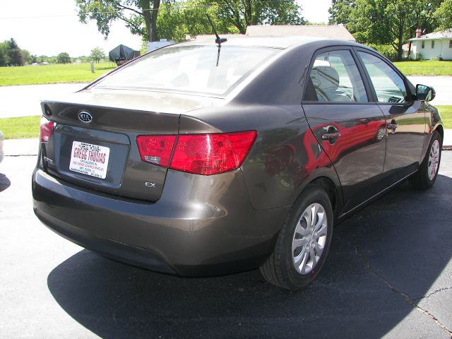 Kia Forte 2011 photo 7