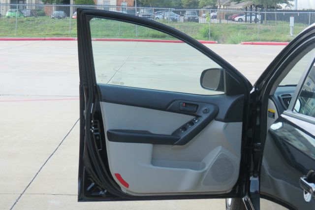 Kia Forte 2011 photo 2