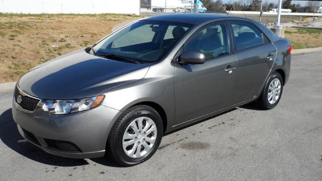 Kia Forte Open-top Sedan