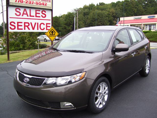 Kia Forte 2011 photo 3