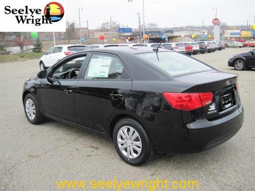 Kia Forte 2011 photo 4
