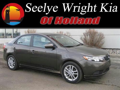 Kia Forte 2011 photo 5