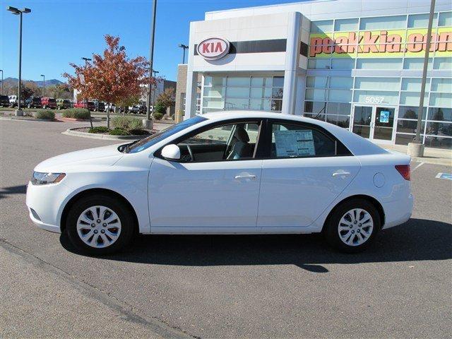 Kia Forte 2012 photo 1