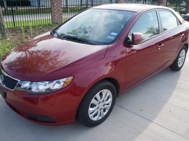 Kia Forte 2012 photo 3
