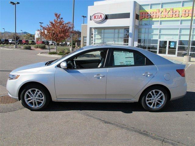 Kia Forte 2012 photo 1