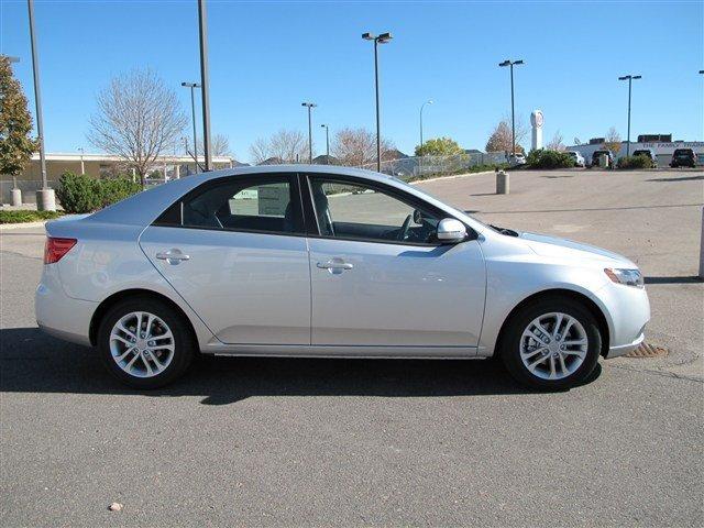 Kia Forte 2012 photo 5