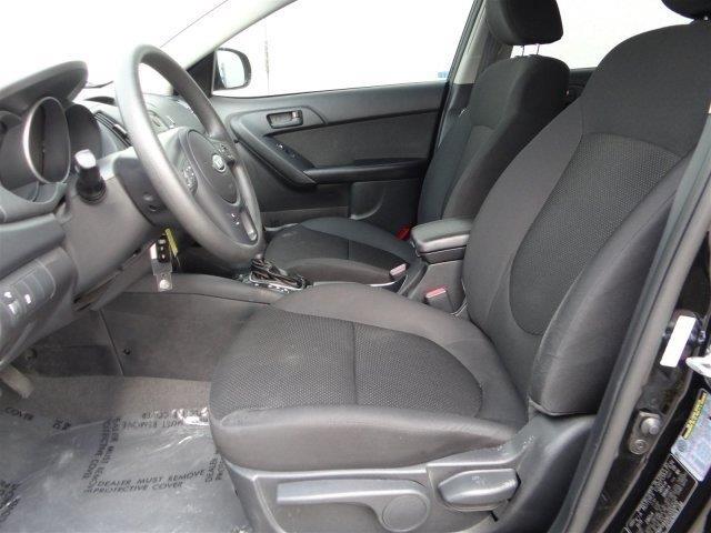 Kia Forte 2012 photo 10