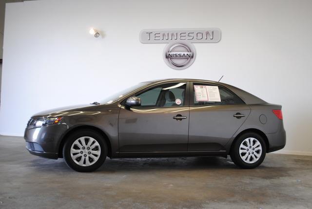 Kia Forte Open-top Sedan