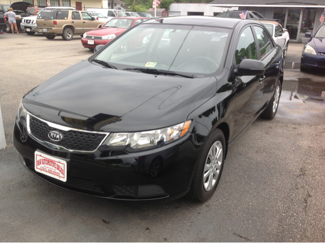 Kia Forte 2012 photo 2