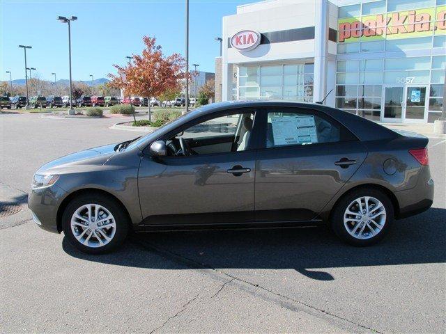 Kia Forte 2012 photo 1