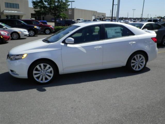 Kia Forte 2013 photo 1