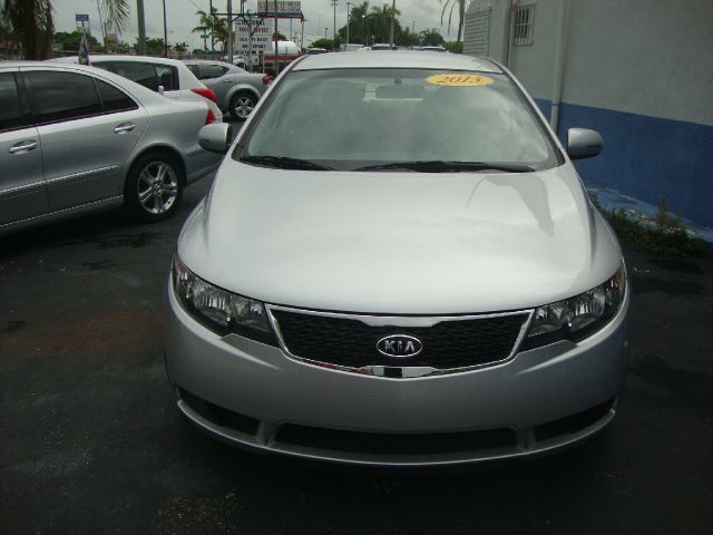 Kia Forte 2013 photo 3
