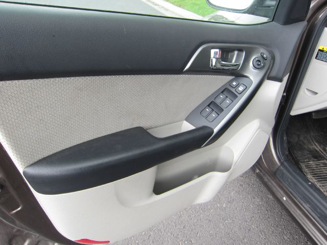 Kia Forte 2013 photo 4