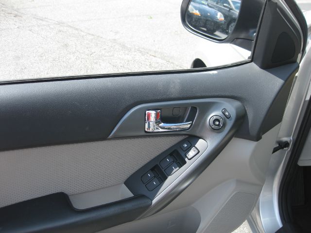 Kia Forte 2013 photo 1