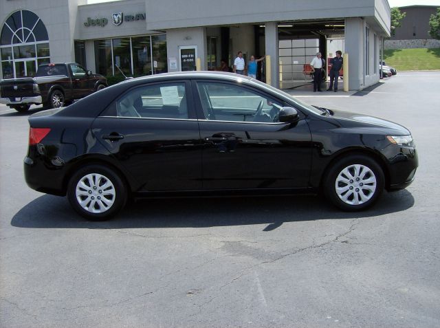 Kia Forte 2013 photo 8