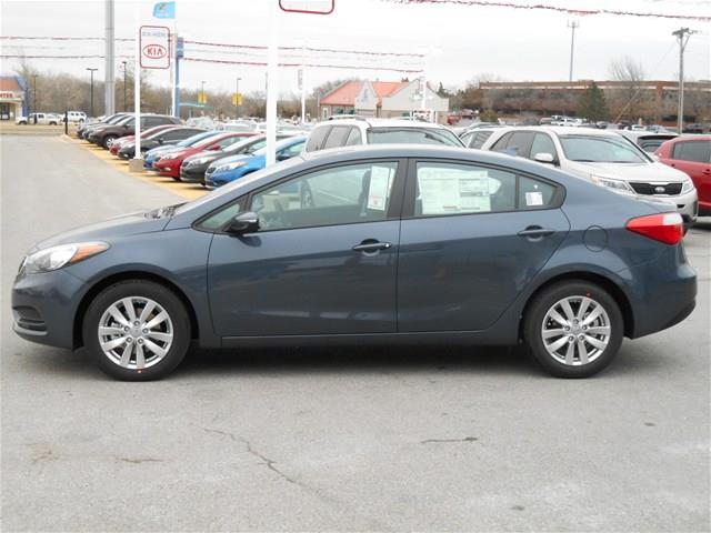 Kia Forte 2014 photo 1