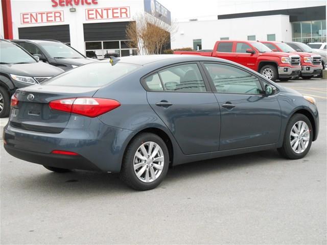 Kia Forte 2014 photo 2