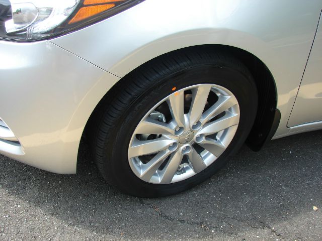 Kia Forte 2014 photo 4