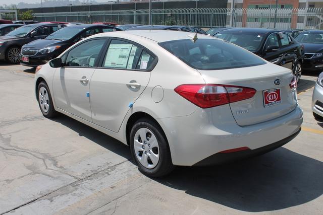 Kia Forte 2014 photo 3