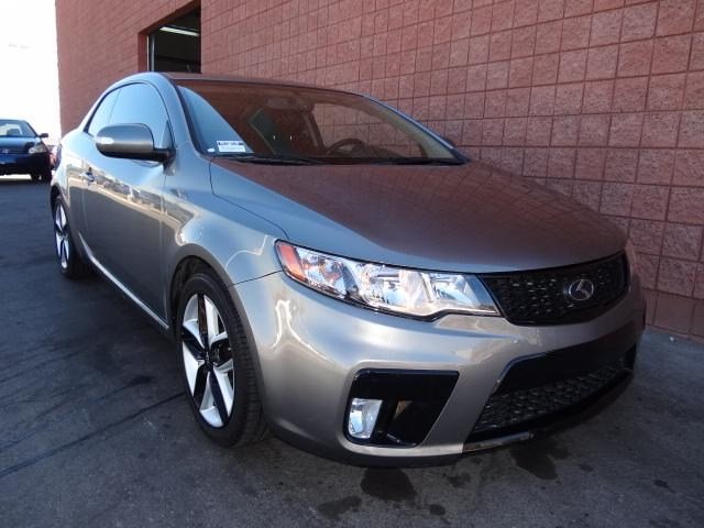 Kia Forte Koup 2010 photo 2
