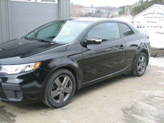 Kia Forte Koup 2010 photo 1