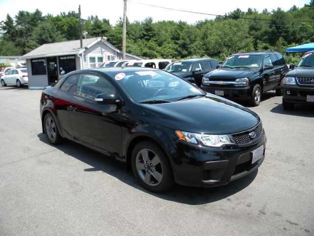 Kia Forte Koup 2010 photo 1