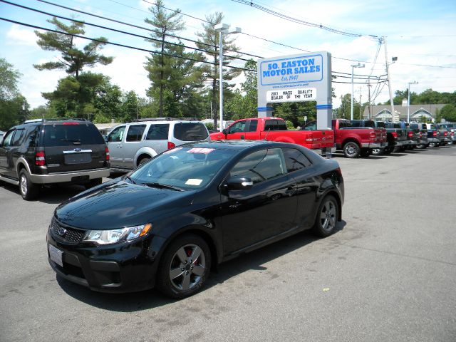 Kia Forte Koup 2010 photo 3