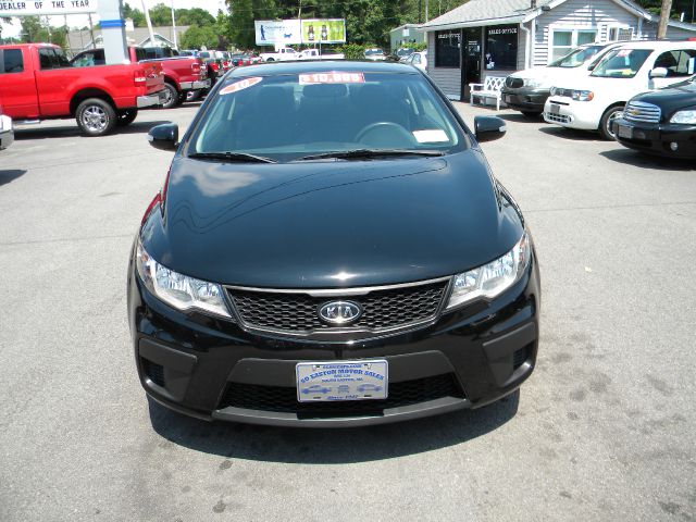 Kia Forte Koup 2010 photo 4