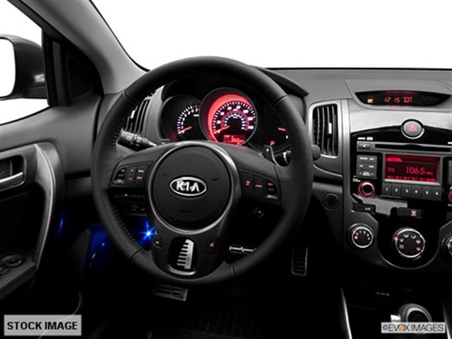 Kia Forte Koup AWD, REAR DVD, Navigation, 3RD ROW, Mem/heat Seats Coupe
