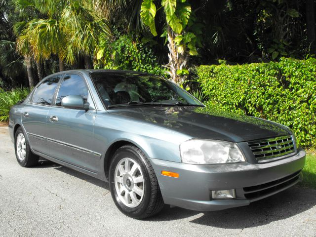 Kia Optima 2001 photo 1