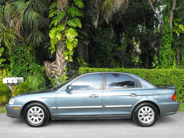 Kia Optima 2001 photo 2