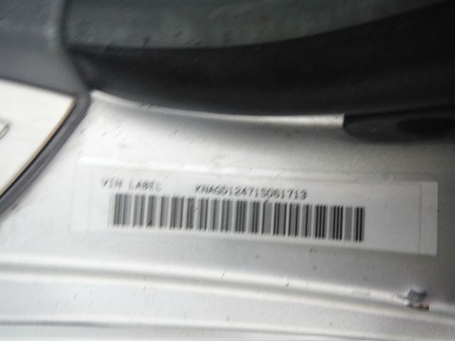 Kia Optima 2001 photo 2