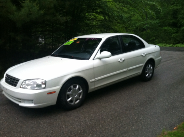 Kia Optima 2001 photo 1