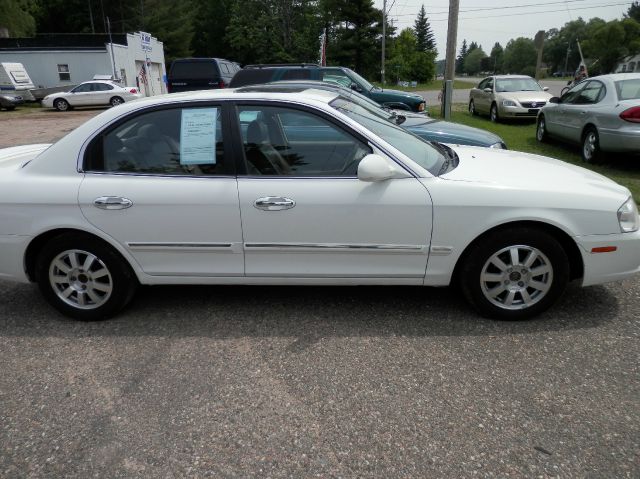 Kia Optima 2002 photo 1