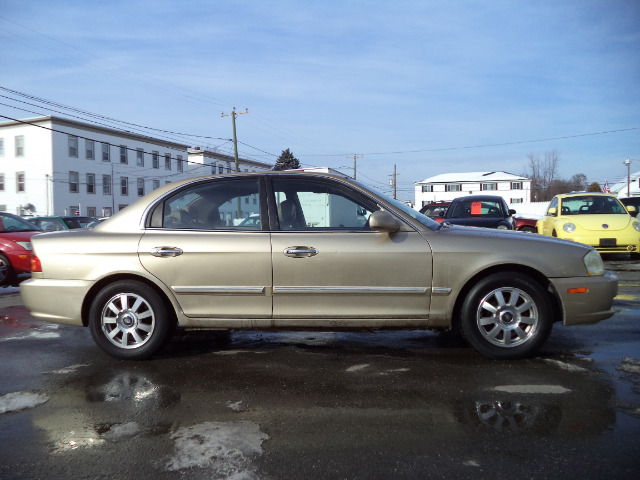 Kia Optima 2002 photo 1