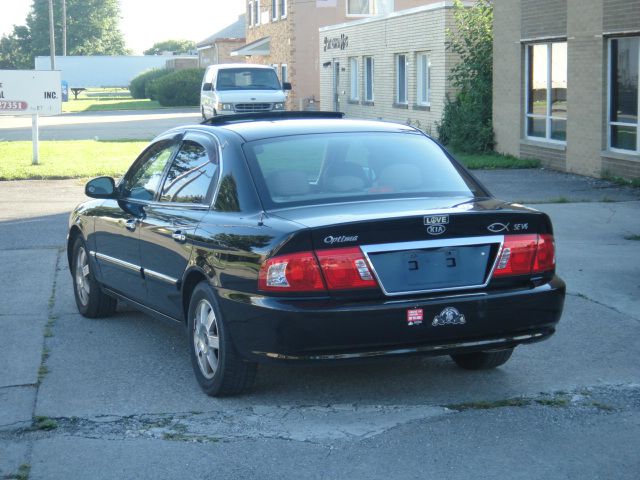 Kia Optima 2003 photo 2