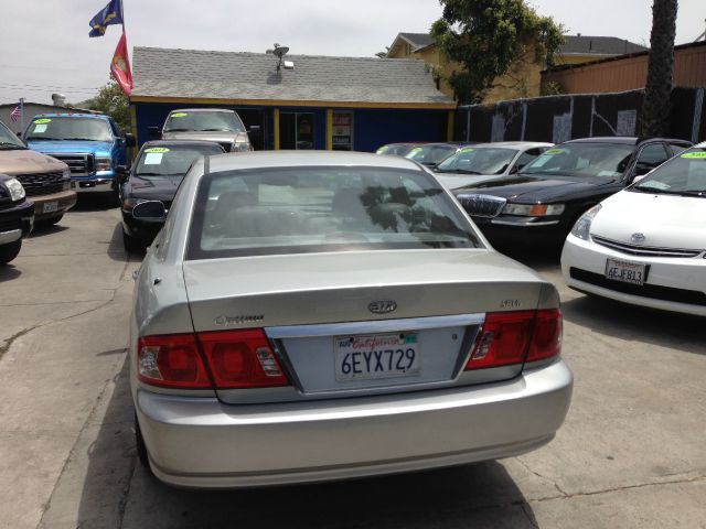 Kia Optima 2003 photo 6