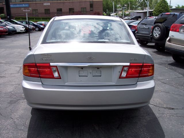 Kia Optima 2003 photo 11