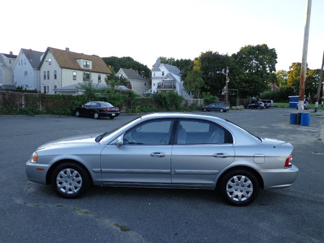 Kia Optima Elk Conversion Van Sedan