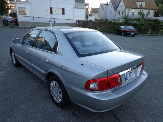 Kia Optima 2003 photo 1