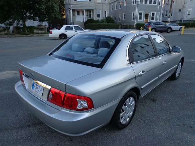 Kia Optima 2003 photo 2